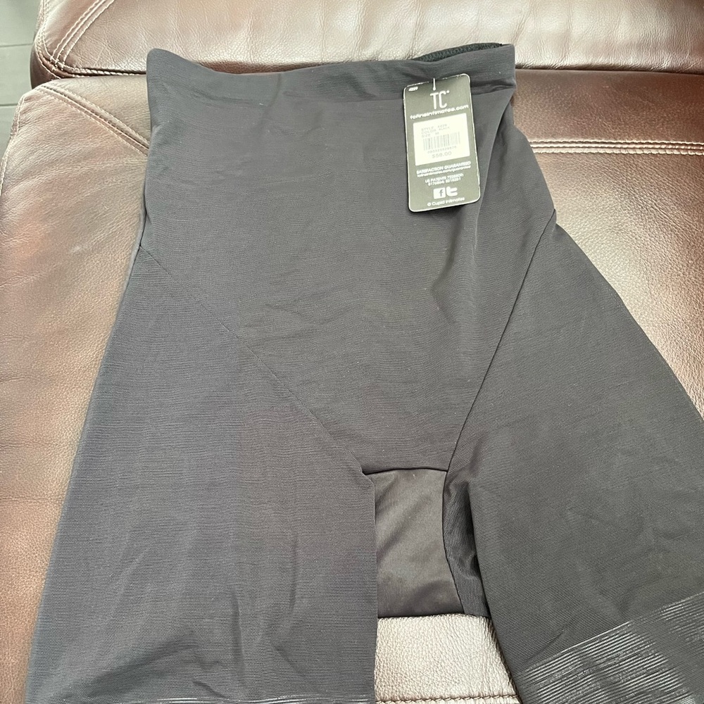TC Fine Intimates Firm Control Hi Waisted Thigh Slimmer